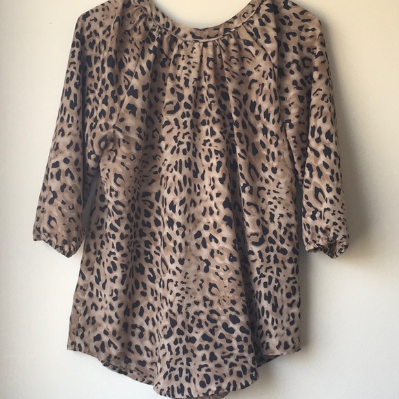 Ann Taylor Loft Leopard Top Shirt - Picture 6 of 6